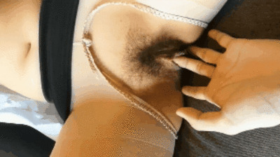 性感空乘美女制服诱惑，黑丝美腿机上激情服务！ 海报