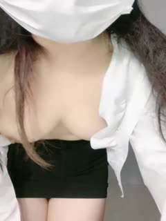 小月玥-20240203001019 海报