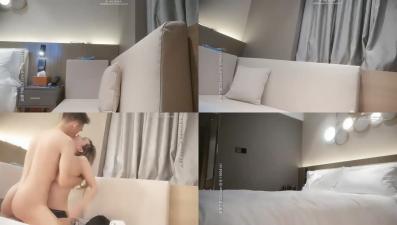 2K高清修复 白衣巨乳妹深夜调情 舌吻69口活骑脸 浪叫上位骑乘猛操 海报